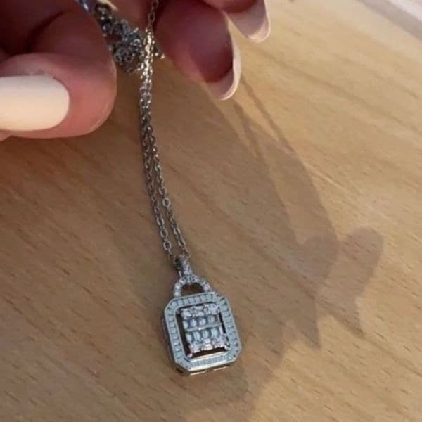 The Empire Retro Pendant Necklace in 925 cubic zirconia - Thumbnail 2