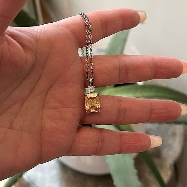 The Sunny Day Pendant Necklace in 925 silver - Thumbnail 2