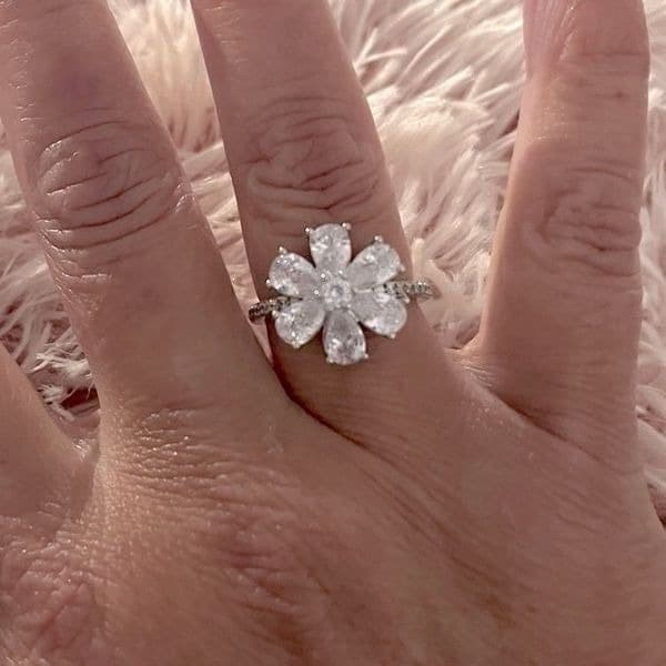 The Floral Mystique silver and white sapphire ring sz 6 - Thumbnail 4