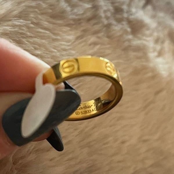 The LOVE inspired ring gold sz 8 - Thumbnail 2