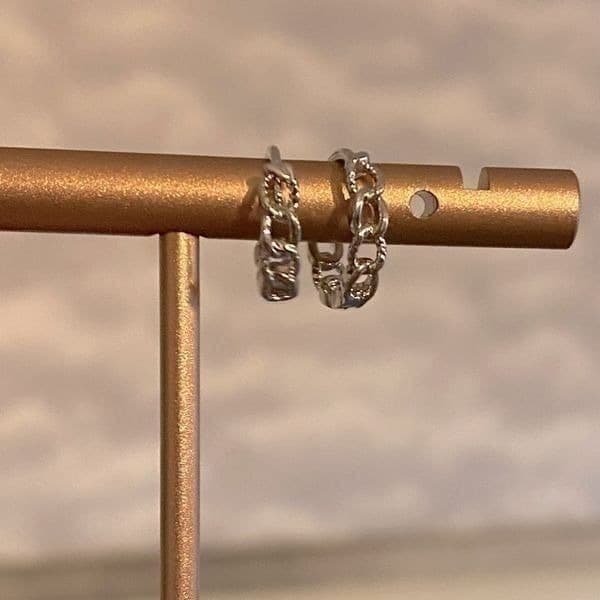 The Mini Chain Hoop dainty 925 silver huggie, hoop earrings. - Thumbnail 7