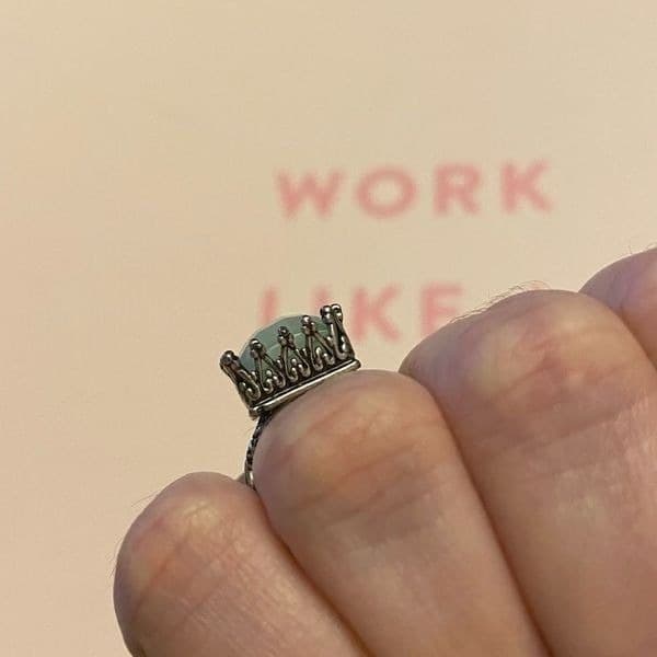 The Game Of Thrones 925 Silver Vintage inspired Peridot ring sz 9 - Thumbnail 7