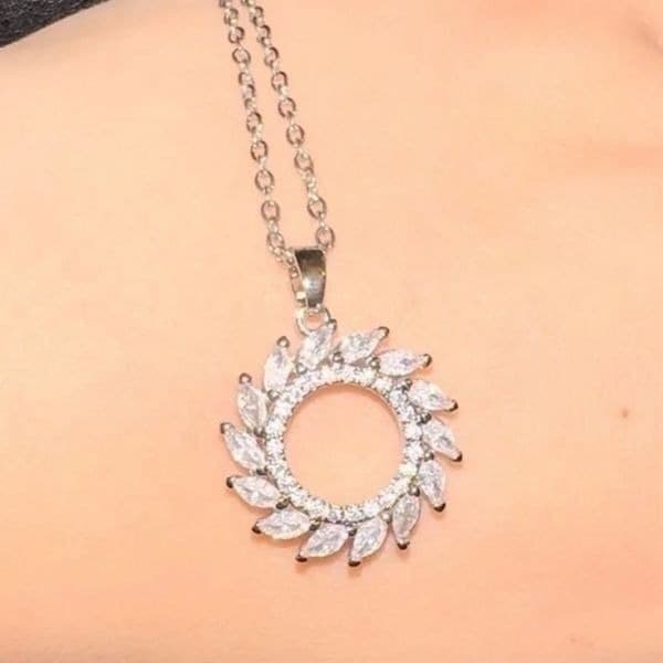 The Infinite Swirl Pendant Necklace in 925 silver and cubic zirconia - Thumbnail 7