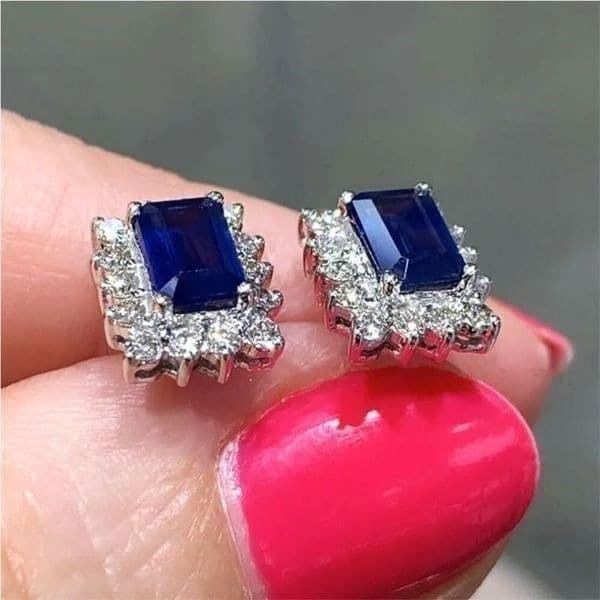 The Royal Blue Elegant stud earrings in 925 silver and cubic zirconia - Thumbnail 3