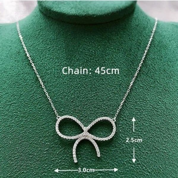 The Brilliant Bow Pendant Necklace in 925 - Thumbnail 4