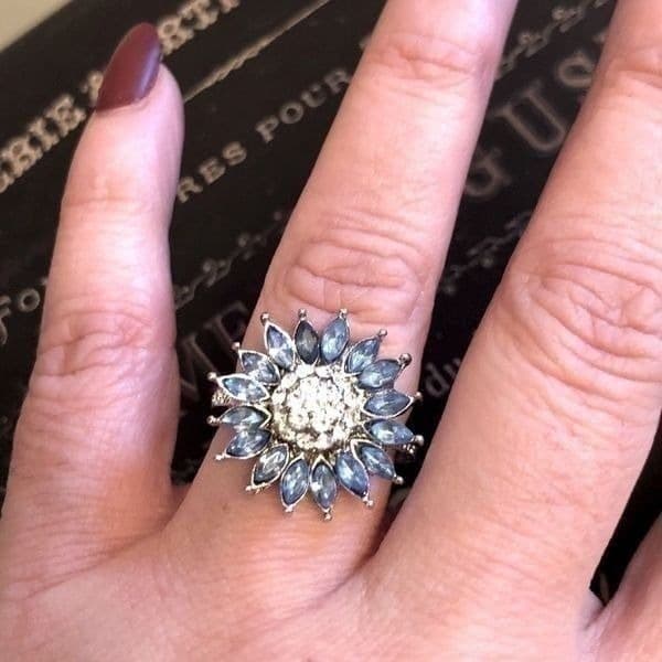 The Poppy Estate inspired blue flower ring in 925 Silver - Thumbnail 7