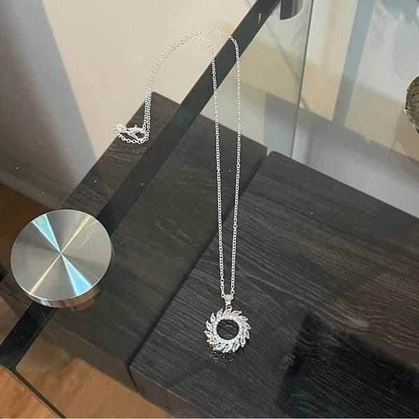 The Infinite Swirl Pendant Necklace in 925 silver and cubic zirconia - Thumbnail 11