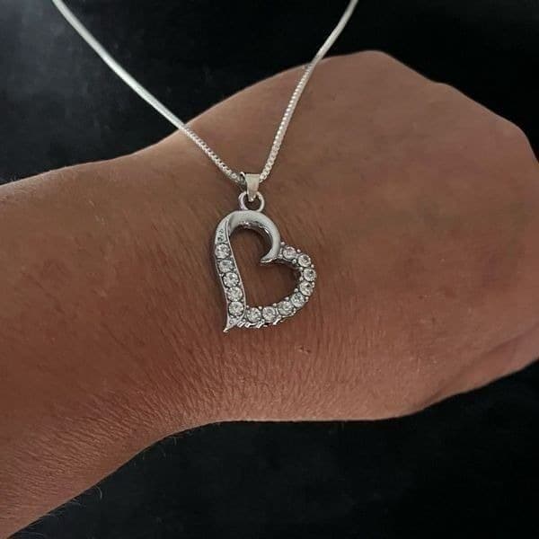 The Crystal Heart Necklace and Earrings set in 925 silver and crystals - Thumbnail 7