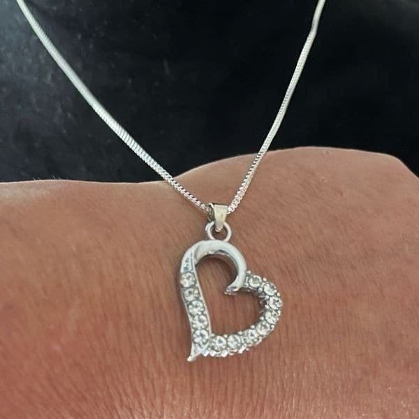 The Crystal Heart Necklace and Earrings set in 925 silver and crystals - Thumbnail 5