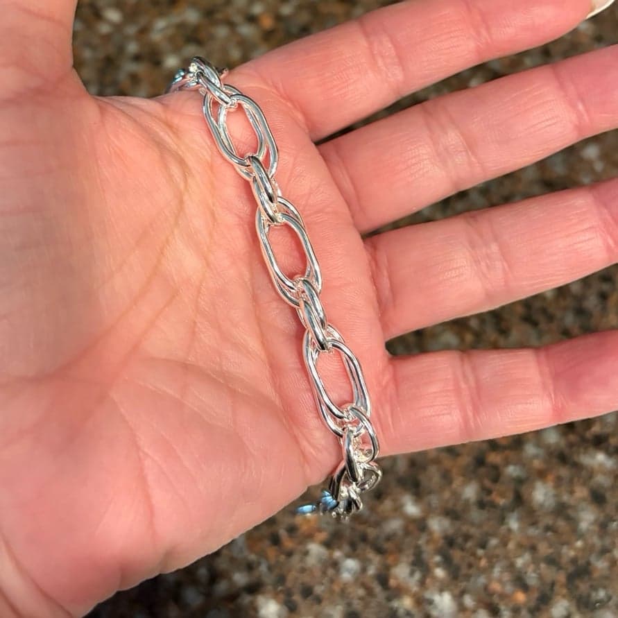 The Super Chunky Link bracelet in sterling silver - Thumbnail 3
