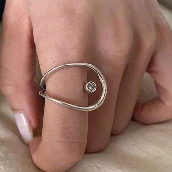 The Innovation Statement Ring adjustable in 925 and cubic zirconia - Image 1