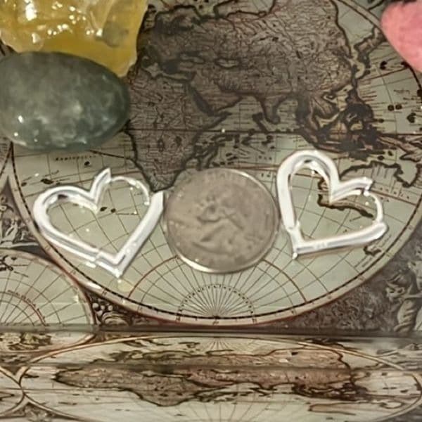 The Statement Heart earrings hoop huggie in 925 silver - Thumbnail 4