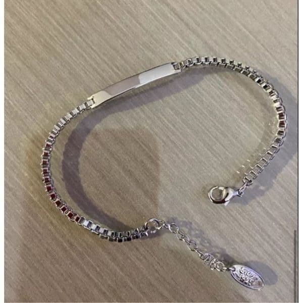 The Basic Bar Bracelet in 925 silver - Thumbnail 4