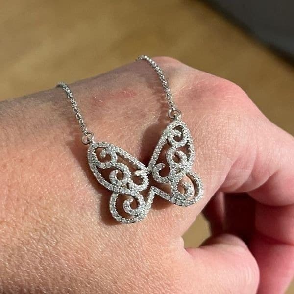 The Brilliant Butterfly pendant necklace in 925 silver and cubic zirconia - Thumbnail 5