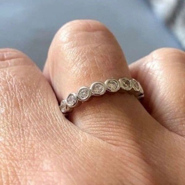 The Brilliant Bezel eternity band with zircon in Sterling Silver sz 8 - Thumbnail 7