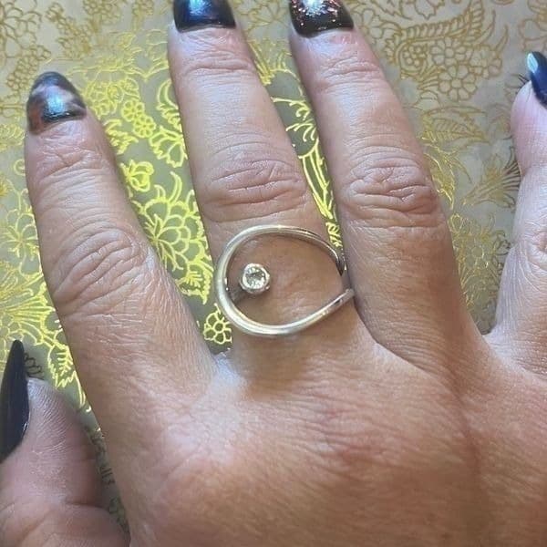 The Innovation Statement Ring adjustable in 925 and cubic zirconia - Thumbnail 8