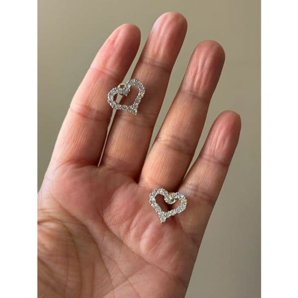 Heart stud earrings in 925 silver and lab created diamonds - Image 1