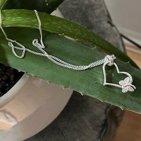 The Butterfly Heart Pendant Necklace in 925 silver - Thumbnail 7