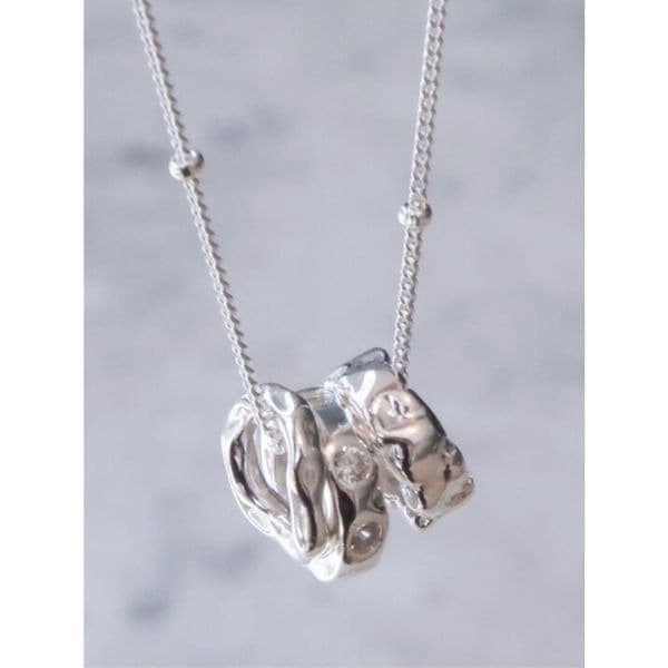 The triple chic pendant necklace in 925 silver and lab created stones. - Image 1