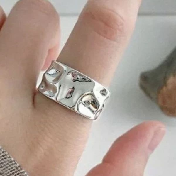 The Hammered Ring 925 adjustable silver band ring - Thumbnail 3
