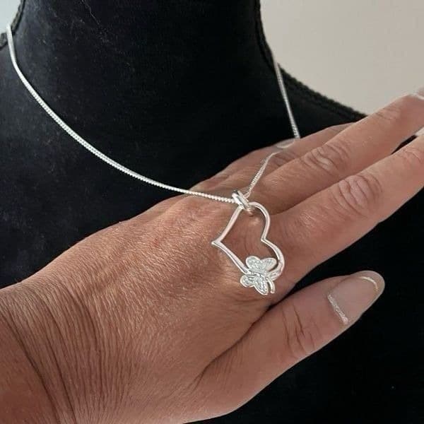 The Butterfly Heart Pendant Necklace in 925 silver - Thumbnail 6