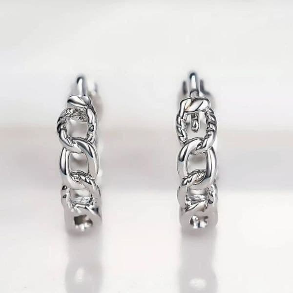 The Mini Chain Hoop dainty 925 silver huggie, hoop earrings. - Thumbnail 3