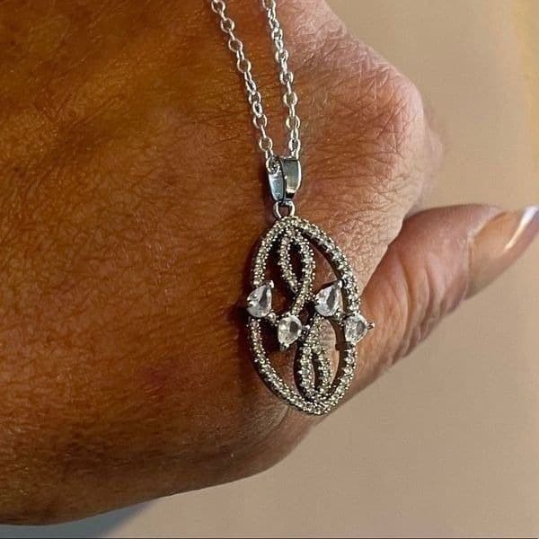 The Museum Abstract Necklace in cubic zirconia & 925 - Thumbnail 10