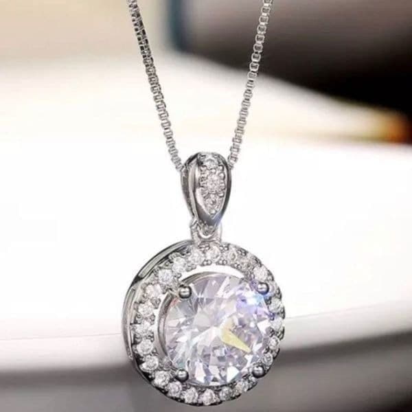 The Discus Pendant Necklace in 925 and cubic zirconia - Image 1