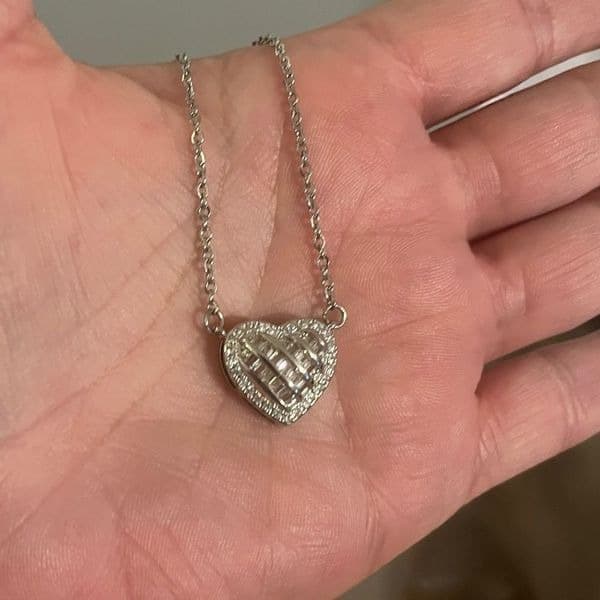 The Romantic Heart Pendant Necklace in 925 and cubic zirconia - Thumbnail 5