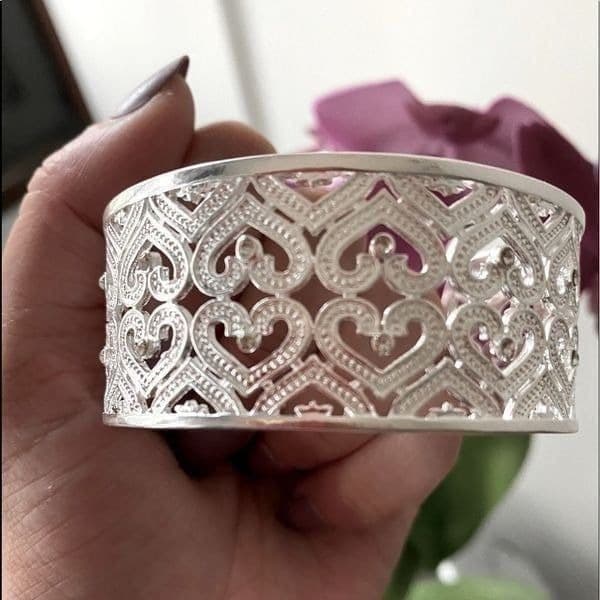 The Paris crystal accented heart cuff bangle Bracelet - Thumbnail 5