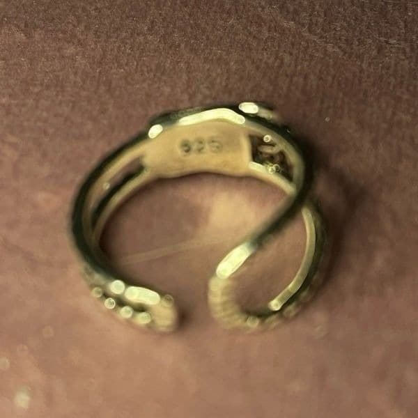 The Zip Me Up Ring with zipper detail in 925 silver - Thumbnail 7