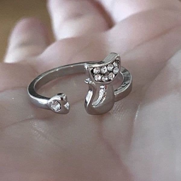 The Smitten Kitten Adjustable Ring in in 925 with cubic zirconia - Thumbnail 4