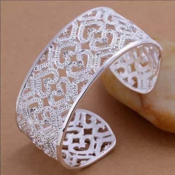 The Paris crystal accented heart cuff bangle Bracelet - Thumbnail 3