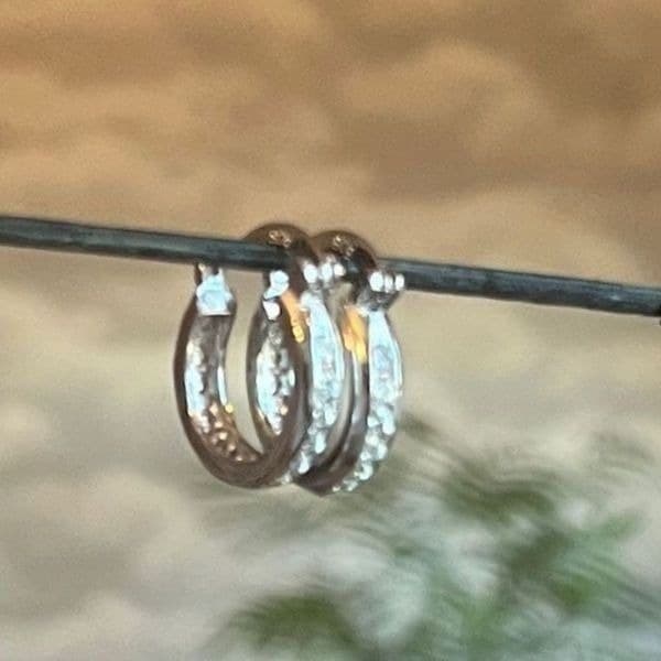 The Classic Dainty Hoop in 925 silver - Thumbnail 8