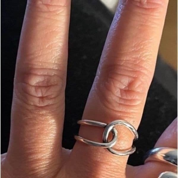 The Loop Ring in 925 silver adjustable resizable - Thumbnail 3