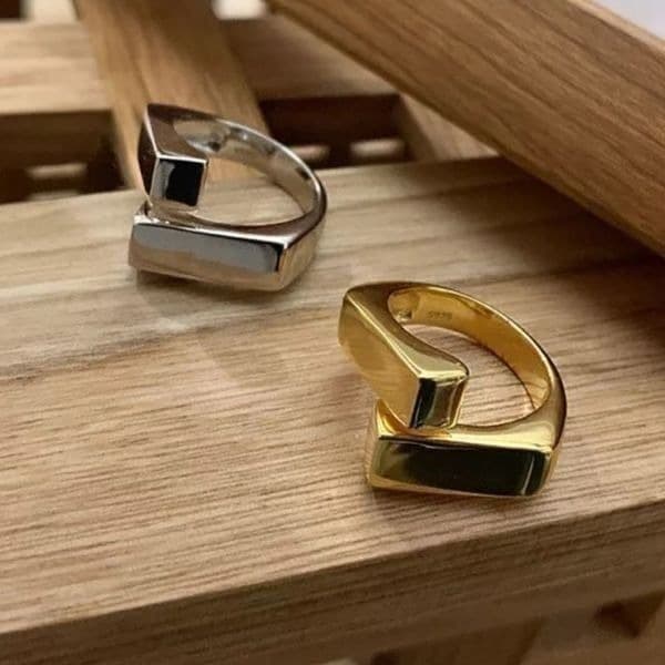 The Guggenheim Ring in 14k plating over 925 - Thumbnail 4