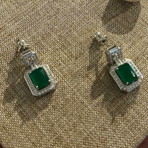 The Oz Drop 925 Emerald green estate inspired cubic zirconia earrings - Thumbnail 9