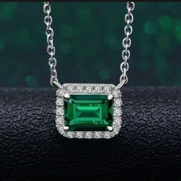 The Primavera 925 18” Emerald green pendant necklace - Thumbnail 4