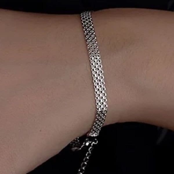 The Smooth As Silk Dainty bracelet in 925 silver - Thumbnail 3