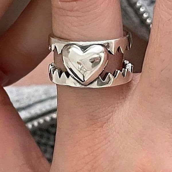 The Love is a Double Edged Sword ring in 925 silver - Image 1