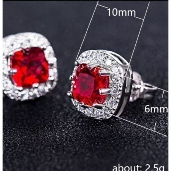 The Classical zircon studs in Sterling Silver - Thumbnail 4