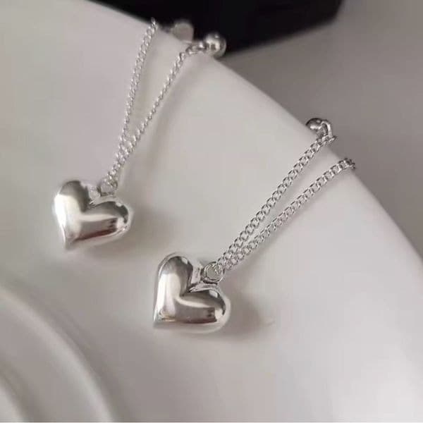 The Dainty Dangle heart earrings in 925 silver - Image 1