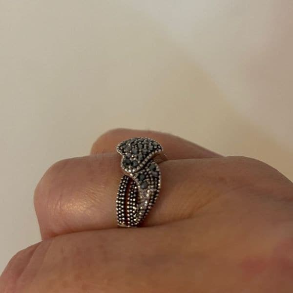 Floating Vintage heart ring in sterling silver sz 6 - Thumbnail 7