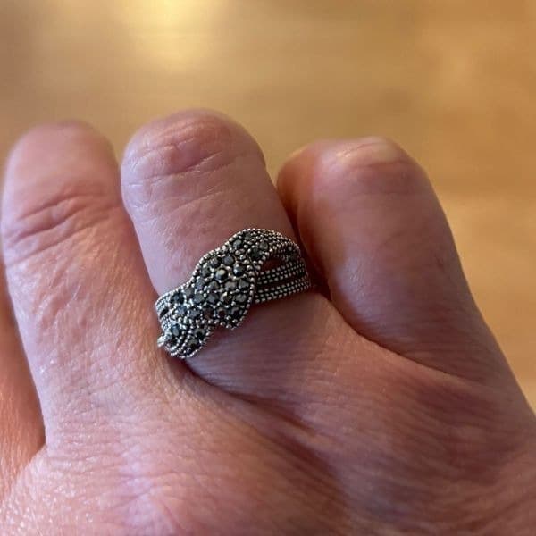 Floating Vintage heart ring in sterling silver sz 6 - Thumbnail 5