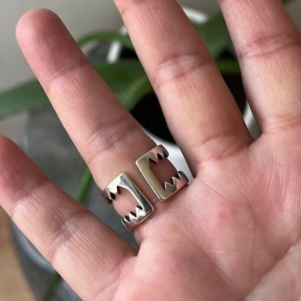 The Jagged Heart statement ring adjustable in 925 - Thumbnail 8