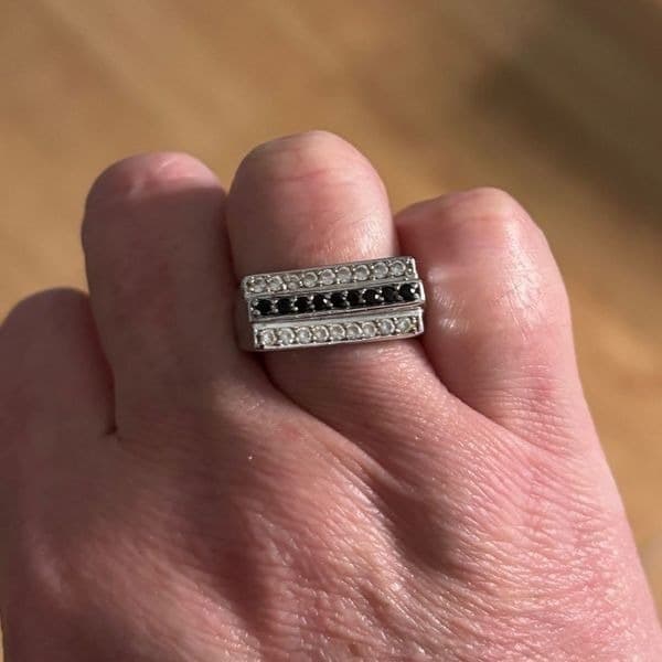 Vintage triple bar ring with white and black stones sz 6 - Thumbnail 8