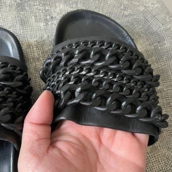 Kendall + Kylie Shiloh chain link slides Black sz 5.5 - Thumbnail 5