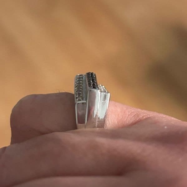 Vintage triple bar ring with white and black stones sz 6 - Thumbnail 7