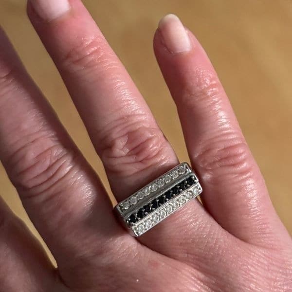 Vintage triple bar ring with white and black stones sz 6 - Thumbnail 10