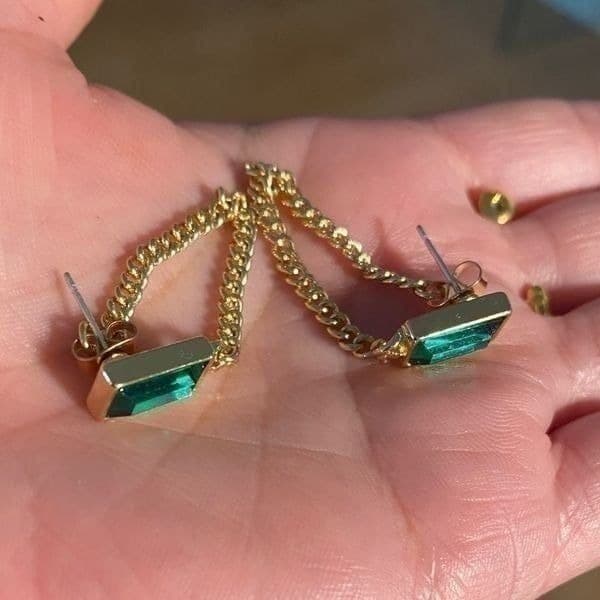 The Champion Square Emerald Crystal Gold Chain Dangle drop Earrings - Thumbnail 3